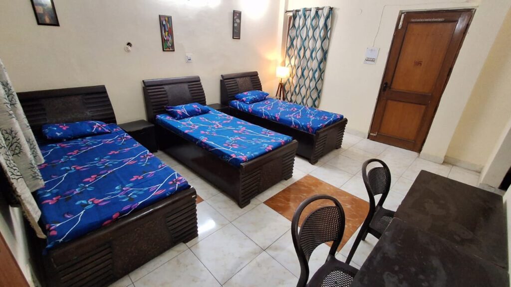 girls pg in noida